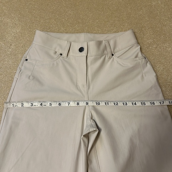 Lululemon lightweight stretchy zip front 5 pocket crop pants beige size 24 waist - Picture 13 of 13